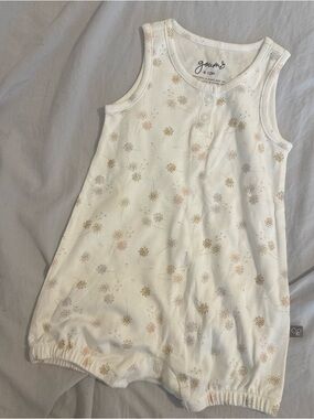 Goumi Baby Sleeveless Floral Romper - Cream with Pastel Dots